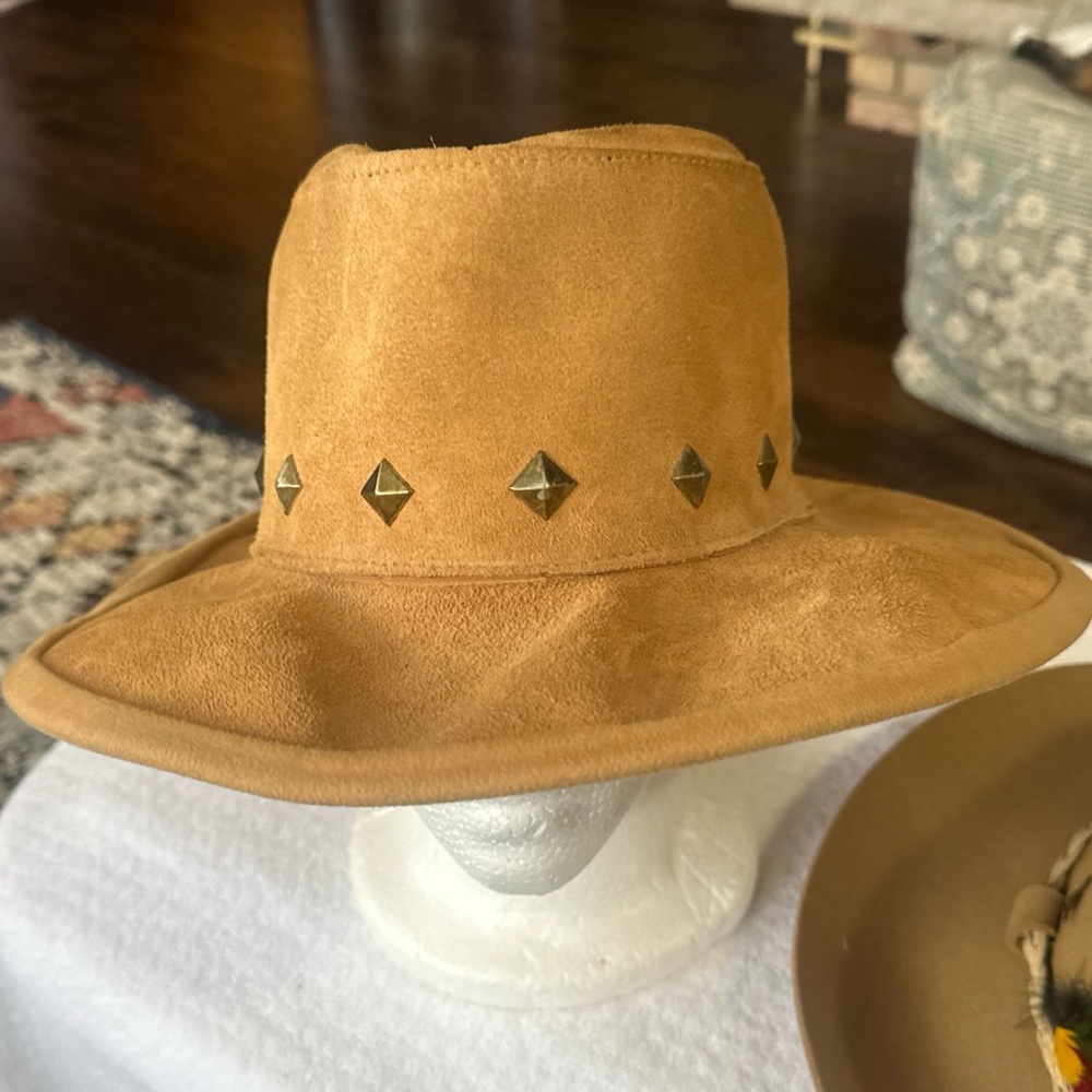 VTG Skully's by Henchel Tan Brown Leather Suede Western Studded Cowboy Hat Large